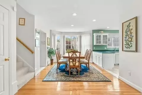 Dining - 3 Mayfair Ct #3, Mashpee, MA 02649 photo 2 of 2