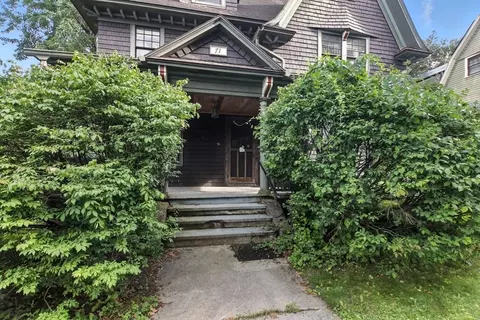 71 Fairfield St, Springfield, MA 01108 photo 18