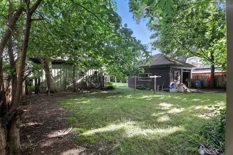 71 Fairfield St, Springfield, MA 01108 photo 8