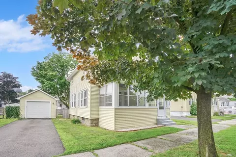 184 Arthur St, Springfield, MA 01104 photo 3