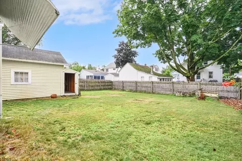 184 Arthur St, Springfield, MA 01104 photo 4