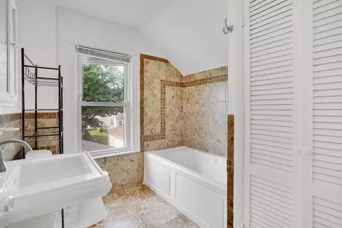 184 Arthur St, Springfield, MA 01104 photo 28