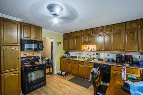 9 Pearl St, Webster, MA 01570 photo 13