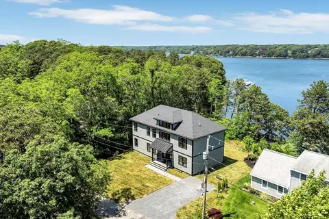 2 Buttercup Ln, Yarmouth, MA 02664