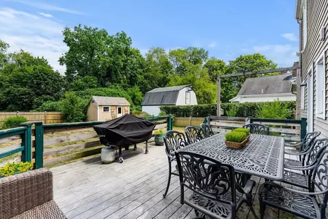Exterior - 5 Dipalma Rd, Beverly, MA 01915 photo 3 of 6