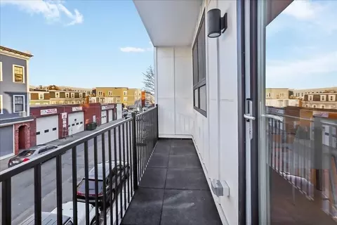 411 E 3rd St #B, Boston, MA 02127 photo 22
