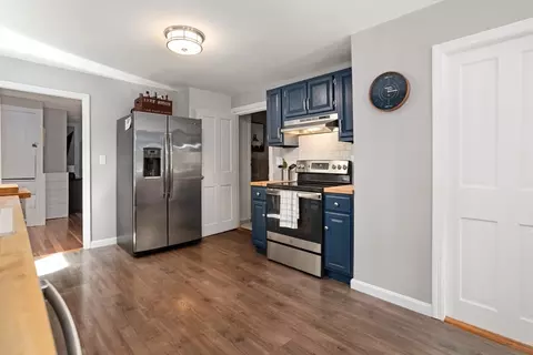 49 Poplar St #2, Danvers, MA 01923 photo 10
