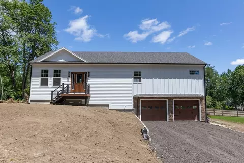 16 Iroquois, Lanesborough, MA 01237