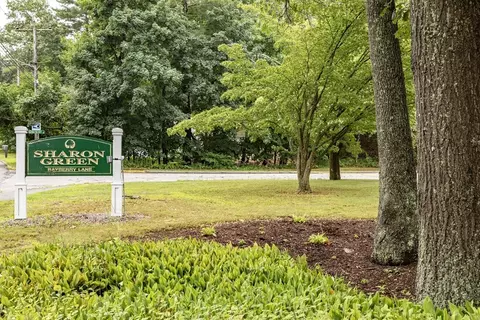 25 Bayberry Dr #3, Sharon, MA 02067