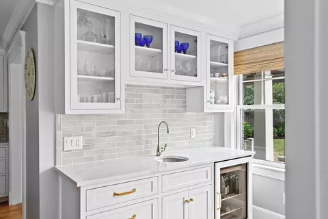 21 Middle St, Hingham, MA 02043 photo 8