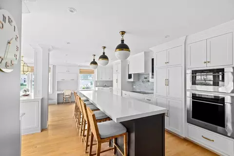 21 Middle St, Hingham, MA 02043 photo 6