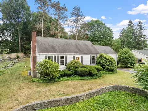 35 Windmill Dr, Marlborough, MA 01752