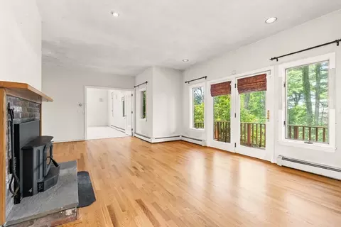 3 Bray St, Gloucester, MA 01930 photo 6