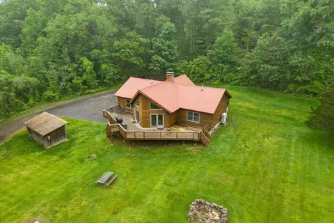 49 John Mason Rd, Southwick, MA 01077