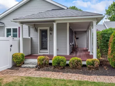 137 Main St, Oxford, MA 01540