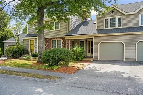 60 Harrington Farms Way #60, Shrewsbury, MA 01545