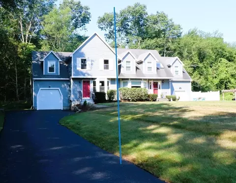 65 Spencer St #65, Millis, MA 02054