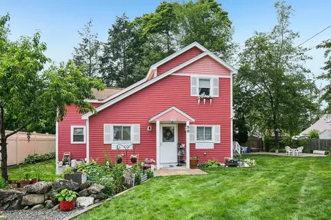 50 Mills Dr, Dracut, MA 01826