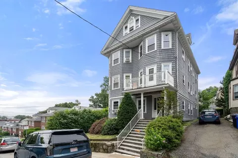 3 Woodstock Ave #3, Boston, MA 02135