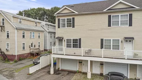 102 Prospect St #102, Woburn, MA 01801