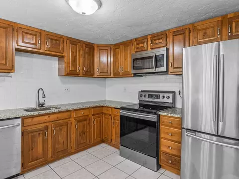 194 Washington St #E, Canton, MA 02021 photo 3