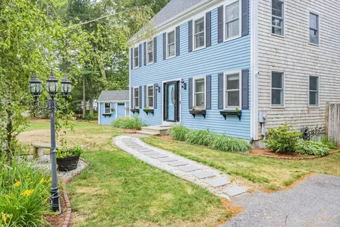 83 Brewster Rd, Mashpee, MA 02649 photo 4