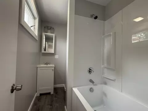 33 Norwood St, Fall River, MA 02723 photo 7