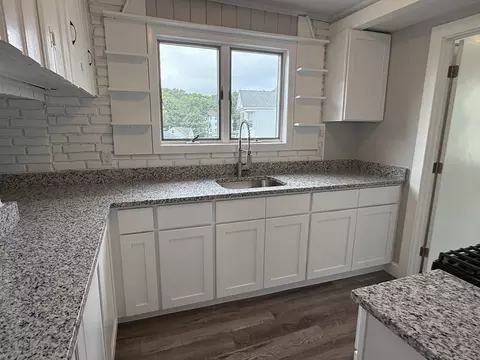 33 Norwood St, Fall River, MA 02723 photo 10
