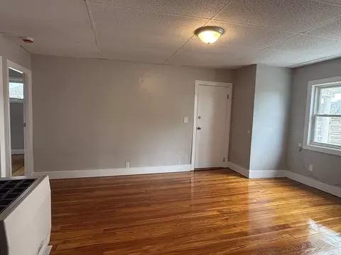 33 Norwood St, Fall River, MA 02723 photo 17