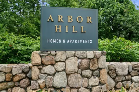 160 Burkhall St #404, Weymouth, MA 02190