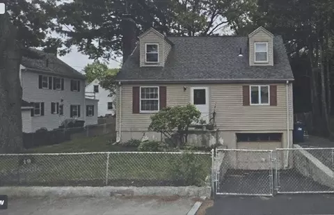 19 Melba Way, Hyde Park, MA 02136