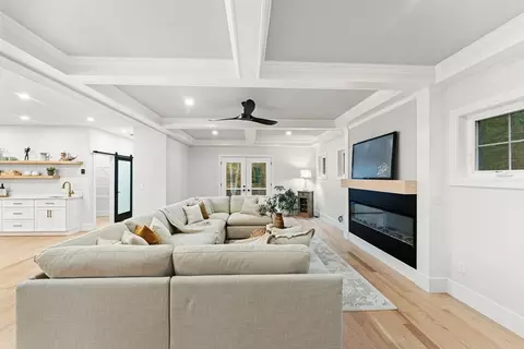 5 North St, Upton, MA 01568 photo 17