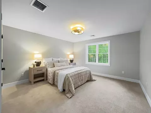 5 North St, Upton, MA 01568 photo 37