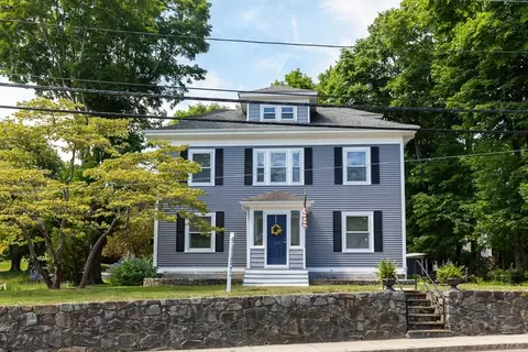 157 Sandwich St, Plymouth, MA 02360