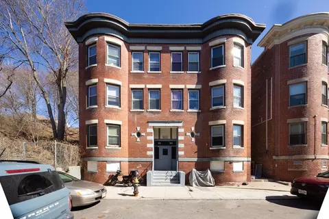 96-98 Woodledge St, Boston, MA 02125