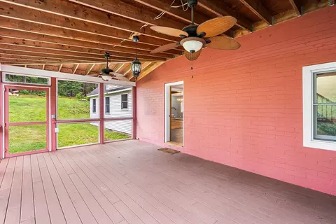 84 High St, Upton, MA 01568 photo 25