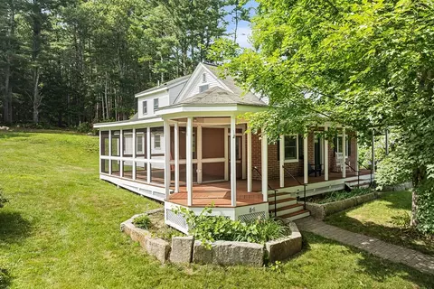 84 High St, Upton, MA 01568 photo 29