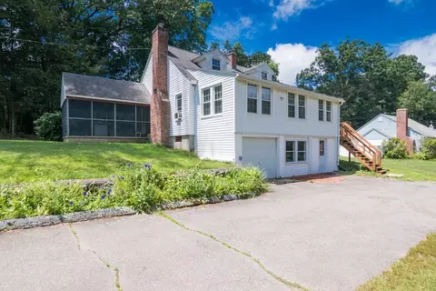 21 Delmor Ave, Wilbraham, MA 01095