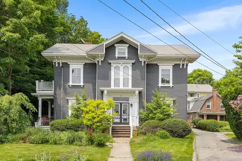 23 Oak Knls #23, Arlington, MA 02476