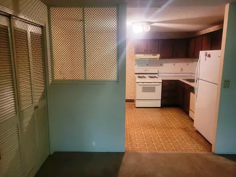 1285 Lawrence St #C8, Lowell, MA 01852 photo 2