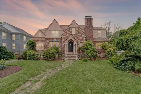 44 Highland St, Southbridge, MA 01550