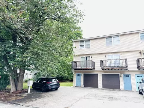 11 W Bowers St #7, Lowell, MA 01854