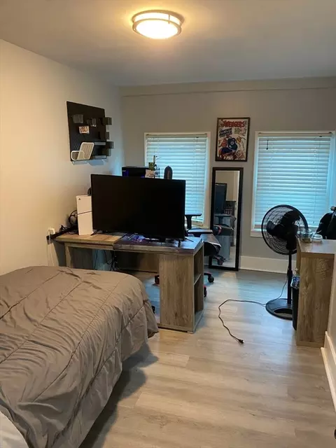 368 Globe St, Fall River, MA 02724 photo 22