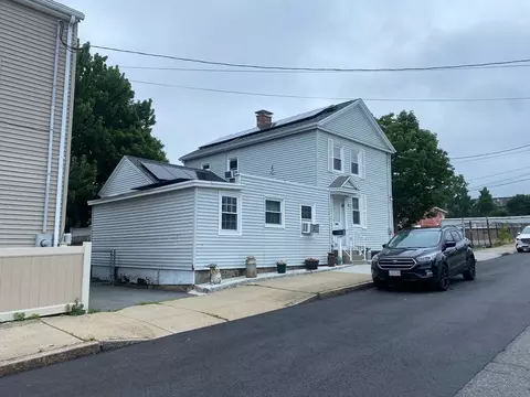 368 Globe St, Fall River, MA 02724 photo 8