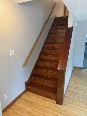 58-60 Pendleton Ave, Springfield, MA 01109 photo 3