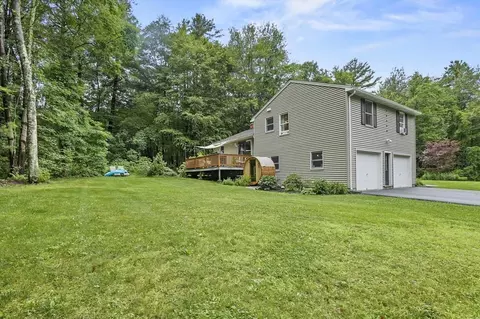 Exterior - 16 Carrier Ln, Sutton, MA 01590 photo 7 of 9