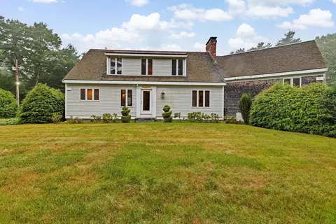 41 Spring St, Plympton, MA 02367