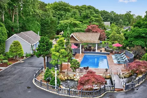 72 River Rd, Marstons Mills, MA 02648 photo 2