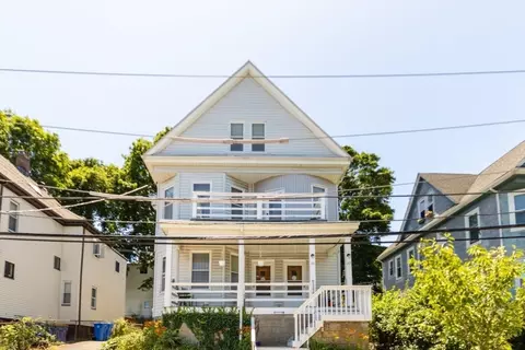 37-39 Hutchinson St, Winthrop, MA 02152