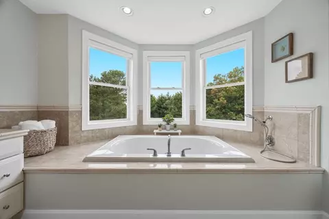 29 Weatherdeck Dr, Bourne, MA 02532 photo 28